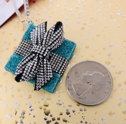 Authentic Betsey Johnson Dangle Rhinestone Present In Teal, NWT - Picture 10 of 11