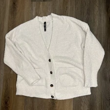 Torrid Sleep Cardigan Women’s Size 1 Cream Fuzzy Button Front Sweater