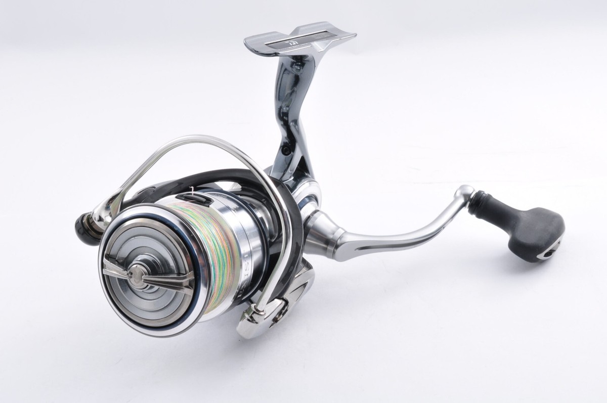 Daiwa 18 Exsist LT 2500-XH Spinning Fishing Reel Near Mint