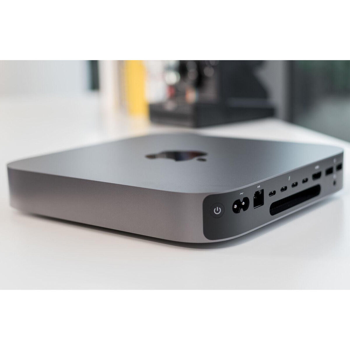 Apple Mac Mini 2018 A1993 i5 3.0GHz 6-Core 8GB 256GB-SSD Apple Mac Mini 2018 A1993 i5 3.0GHz 6-Core 8GB 256GB-SSD