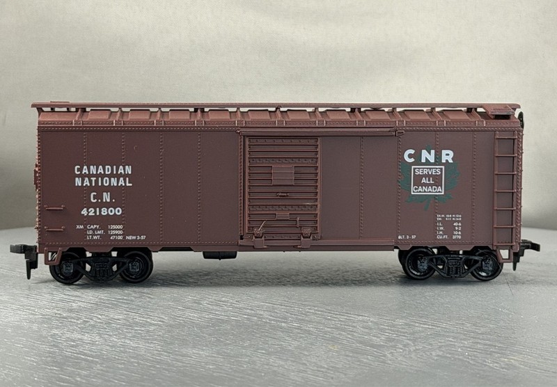 Athearn/Bev-Bel - Canadian National - 40' Box Car + Wgt # 421800