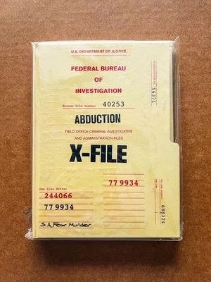 The X-Files Case File Journal 2017 The Coop Rare Out of Stock Rarität NEU VERSIEGELT - Bild 1 von 2