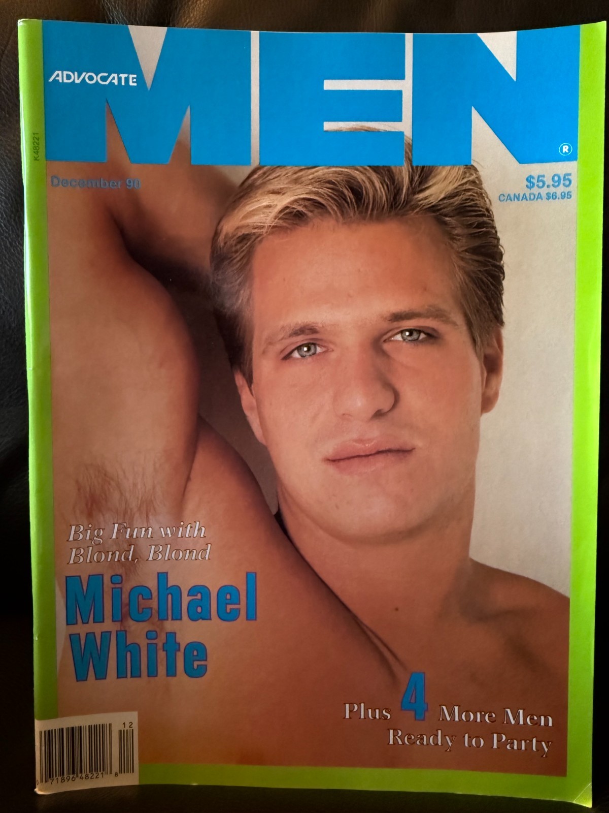 Advocate Men Magazine 12/90 vintage gay interest male pinups - Michael White
