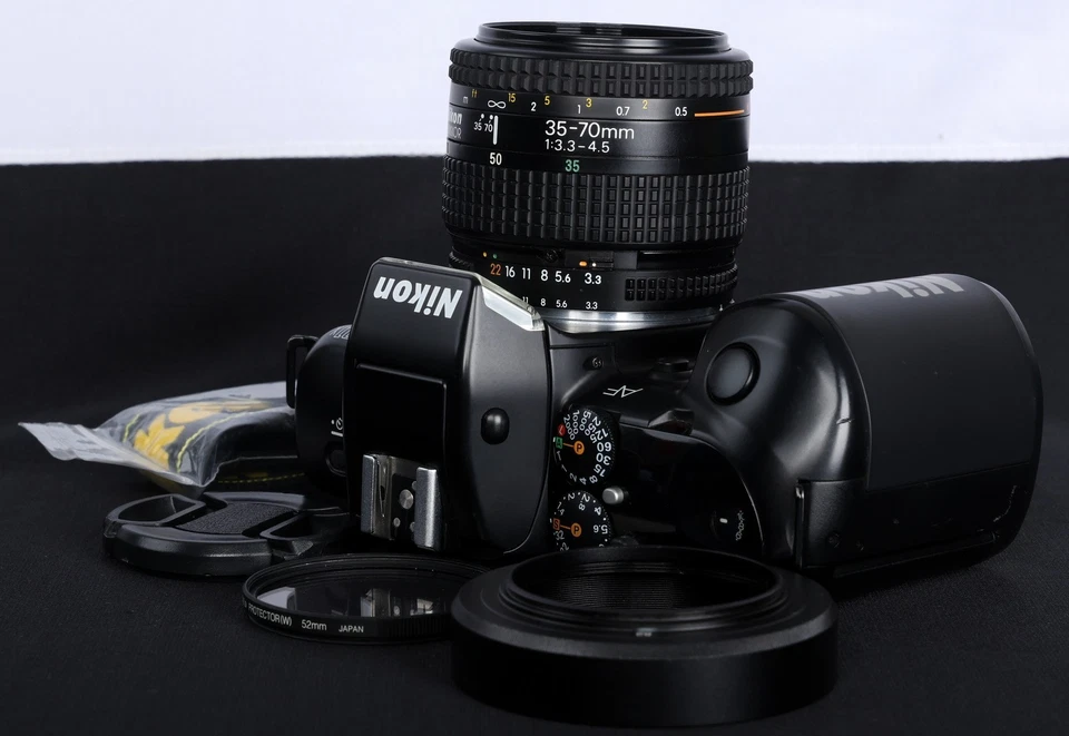 Nikon F-401x 35mm Film SLR c/w AF NIKKOR 35-70mm f/3.3-4.5 Zoom Lens Kit - Image 2 of 4