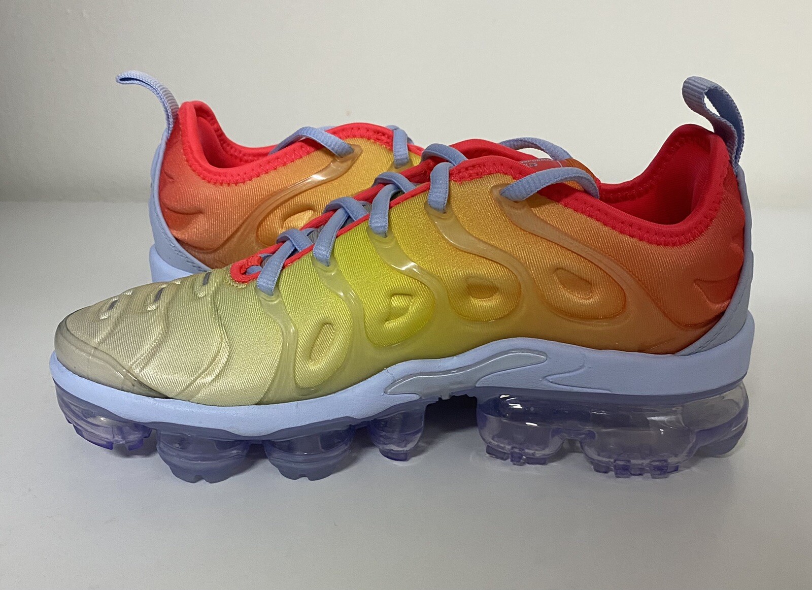 Nike Air Vapormax Plus Sunrise Crimson 