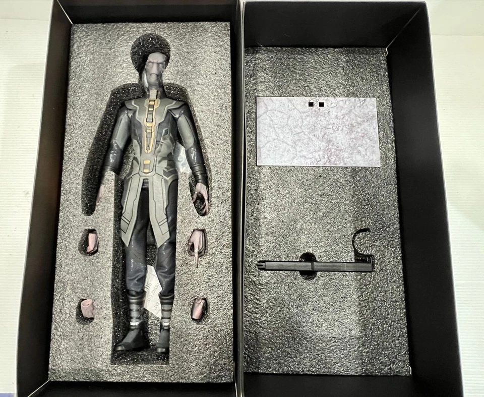 INFAMOUS IF001 SPACE WIZARD 1/6 FIGURA DE ACCIÓN - Imagen 3 de 4