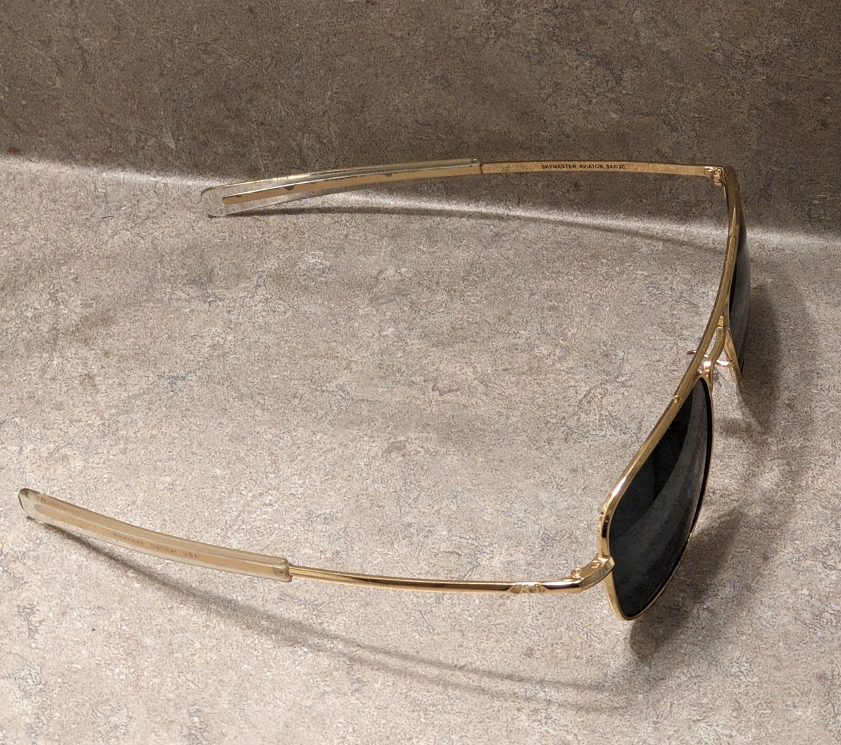 VINTAGE AMERICAN OPTICAL AO/USA SKYMASTER AVIATOR 54-20 20KGP