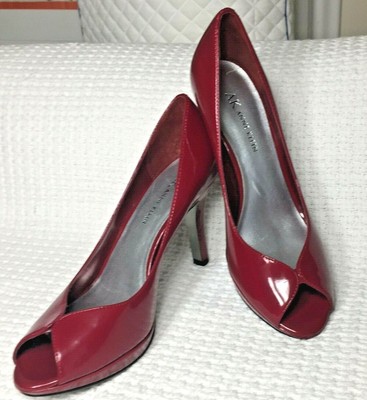 candy apple red pumps
