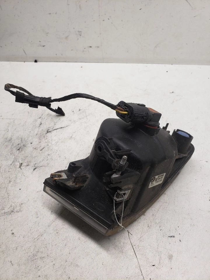 Luz de estacionamiento/esquina del conductor convertible antiniebla para BMW 328i 1434448 07-13 Foto 2 de 4