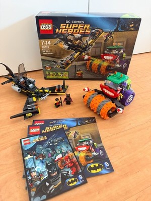 LEGO DC Comics Super Heroes Batman: Jokers Dampfroller (76013) - komplett