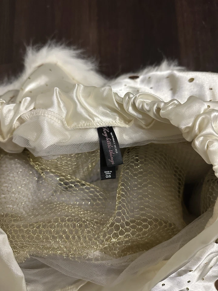 Vintage Y2K Santa Holiday Victoria’s Secret Gisele Embellished Sequin Skirt Sexy - Image 4 of 4