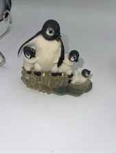 the hamilton collection figurine Come On In Penguins