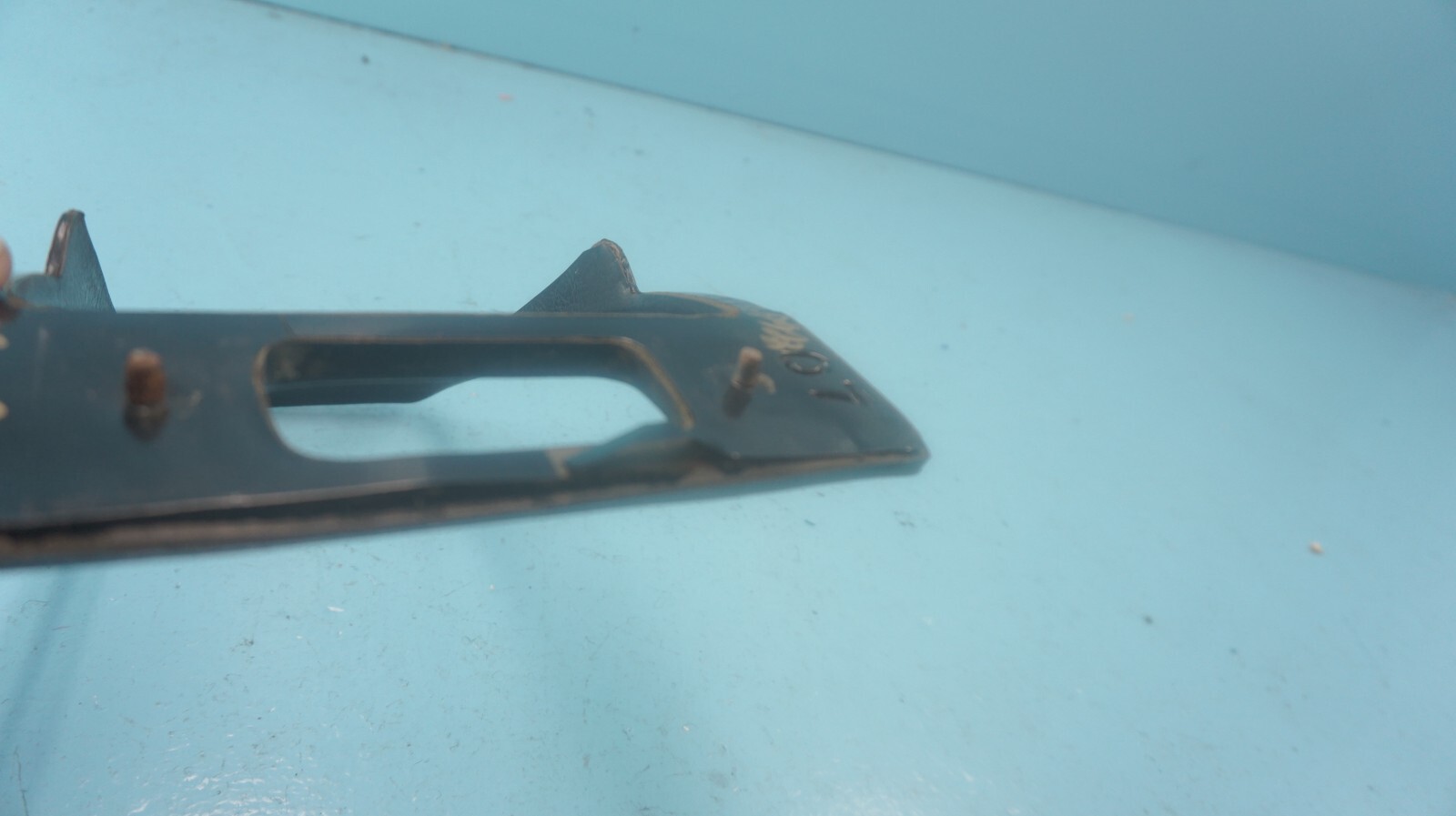 Genuine Porsche 928 Center Support Grille Molding Bracket – OEM 92855913702 – Direct Replacement, Black