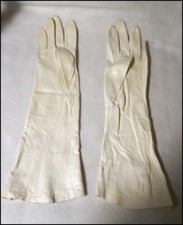 Vintage Soft White Leather Long 15 in Table Cut Dress Gloves Size 7.5 RA419
