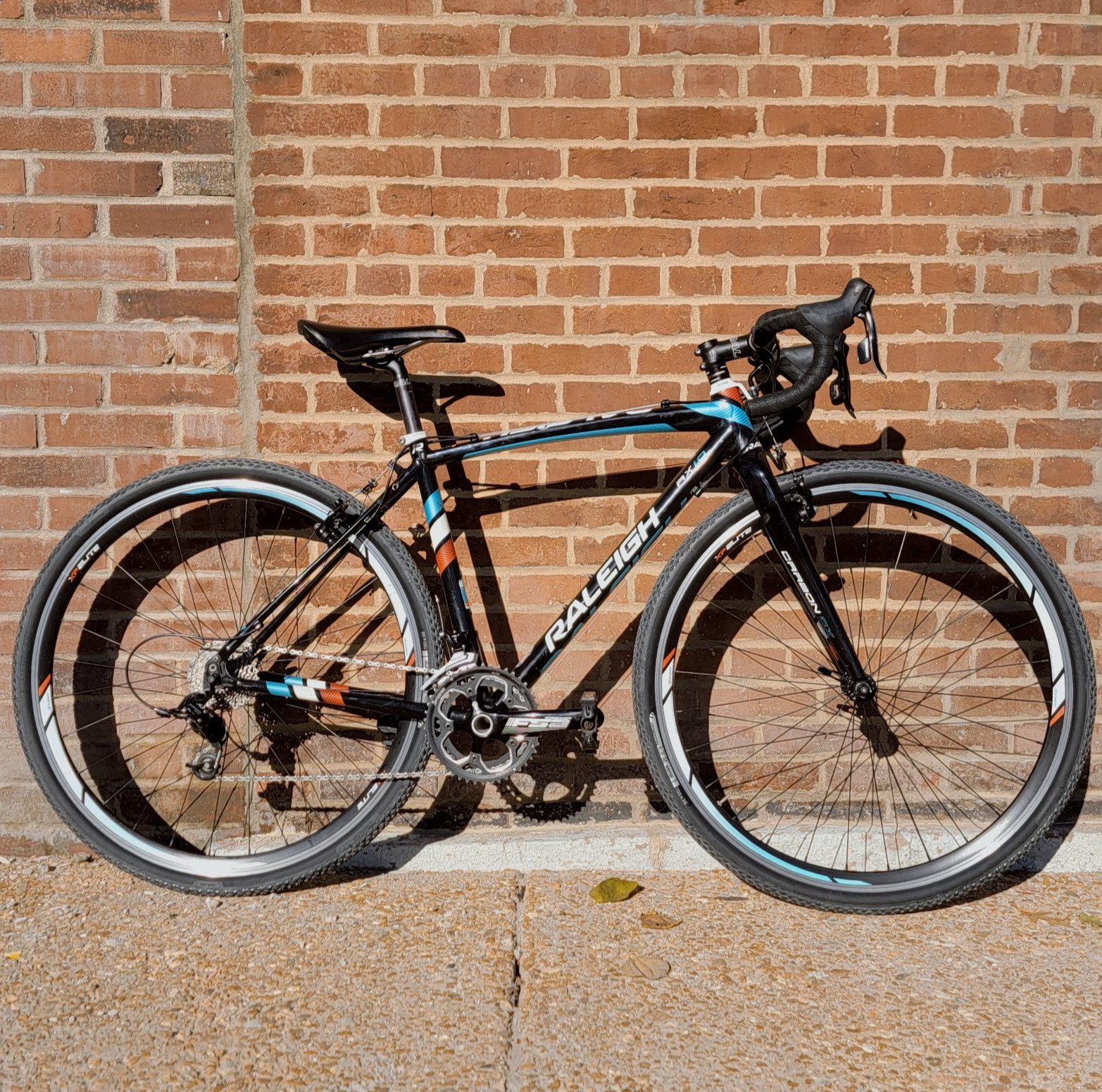 Raleigh RX 1.0 Women's Cyclocross Bike 50cm 700C SRAM Apex F