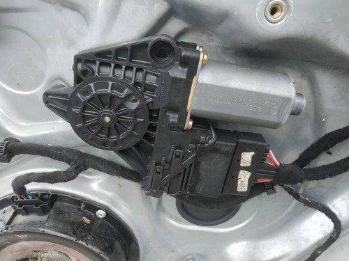 0130821697 Fensterhebermotor Hinten Rechts  Volkswagen Passat DE2033727-09