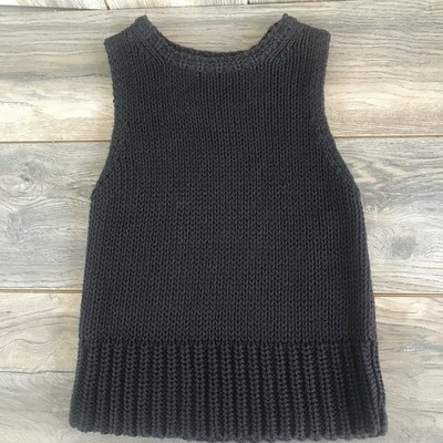 Express Black Knit Sweater Tank Top Women Size XS Rounded neckline NWT