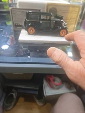 1930 Chevy Coach, National Motor Museum Mint, Die Cast, Scale1:32, Green_T3