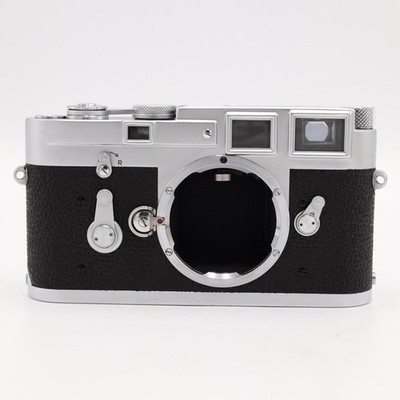 Leica M3 Single Stroke 35mm Rangefinder Film Camera (Silver Chrome