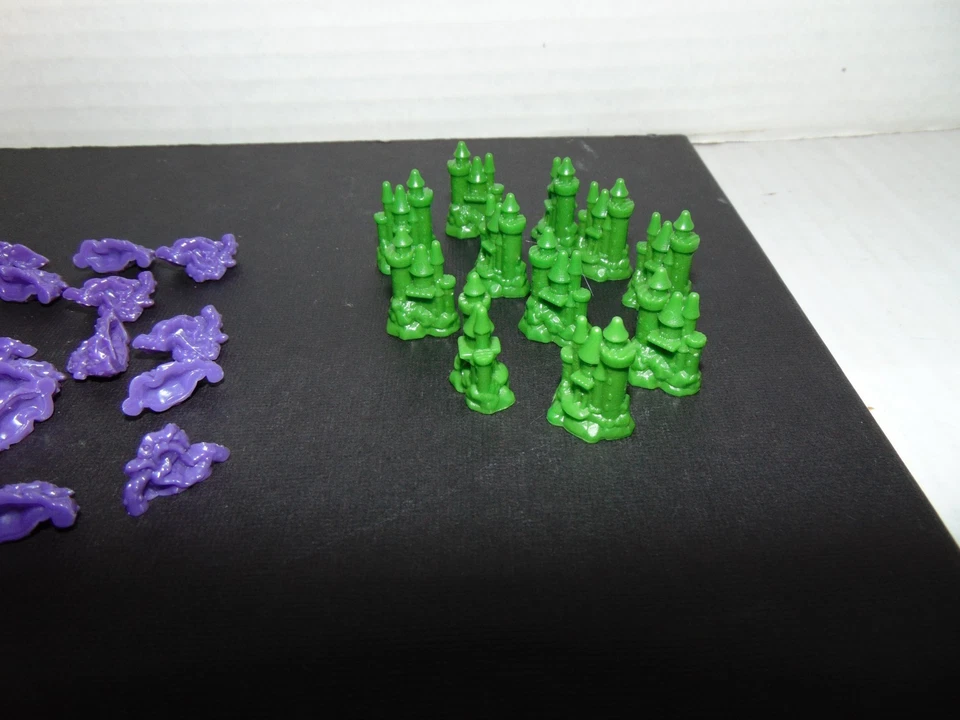 Juego de Mesa Monopoly Disney Villanos Piezas de Repuesto Espesores y Guaridas Foto 3 de 3