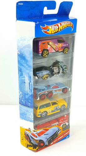 Hot Wheels HW City Works 5 Pack Tow Jam 77 Dodge Ram Boss Hoss 5 Alarm Boom Box - Picture 7 of 7