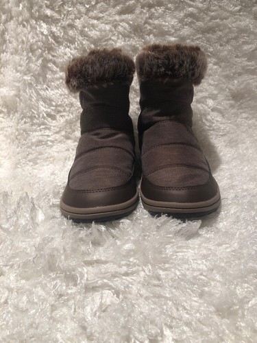 $99.99 New Easy Spirit Womens Enoris Snow Booties Winter Light Size 5.5 Brown - Picture 10 of 12