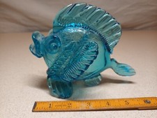 Vintage Glass Paperweight Fish  (16)
