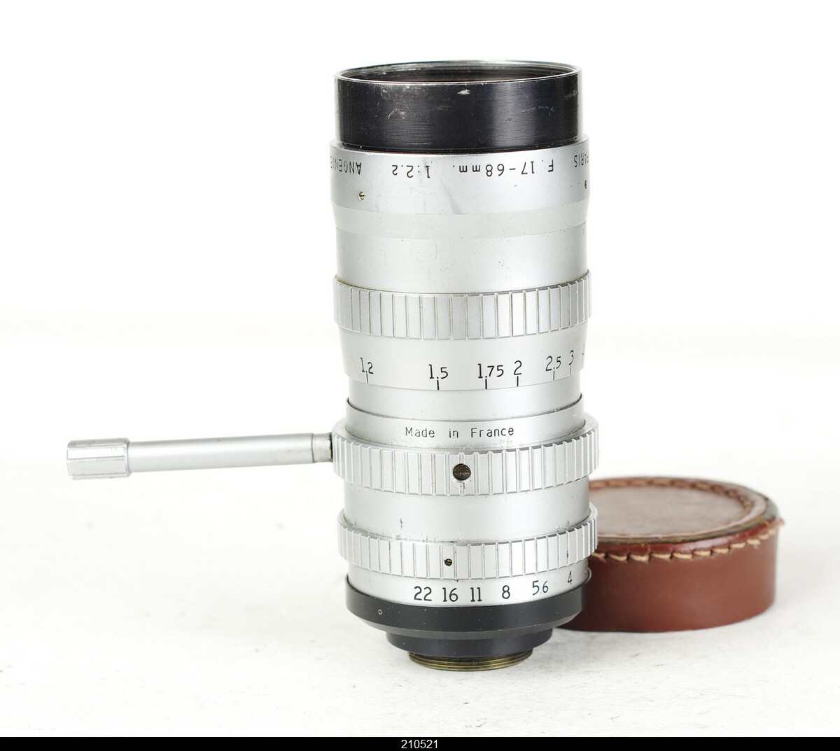 【ANGENIEUX-ZOOM　17-68mm F2.2】 　Ｃマウント Angenieux 17-68mm f2.2 C-Mount Zoom lens Type L2 (Silver
