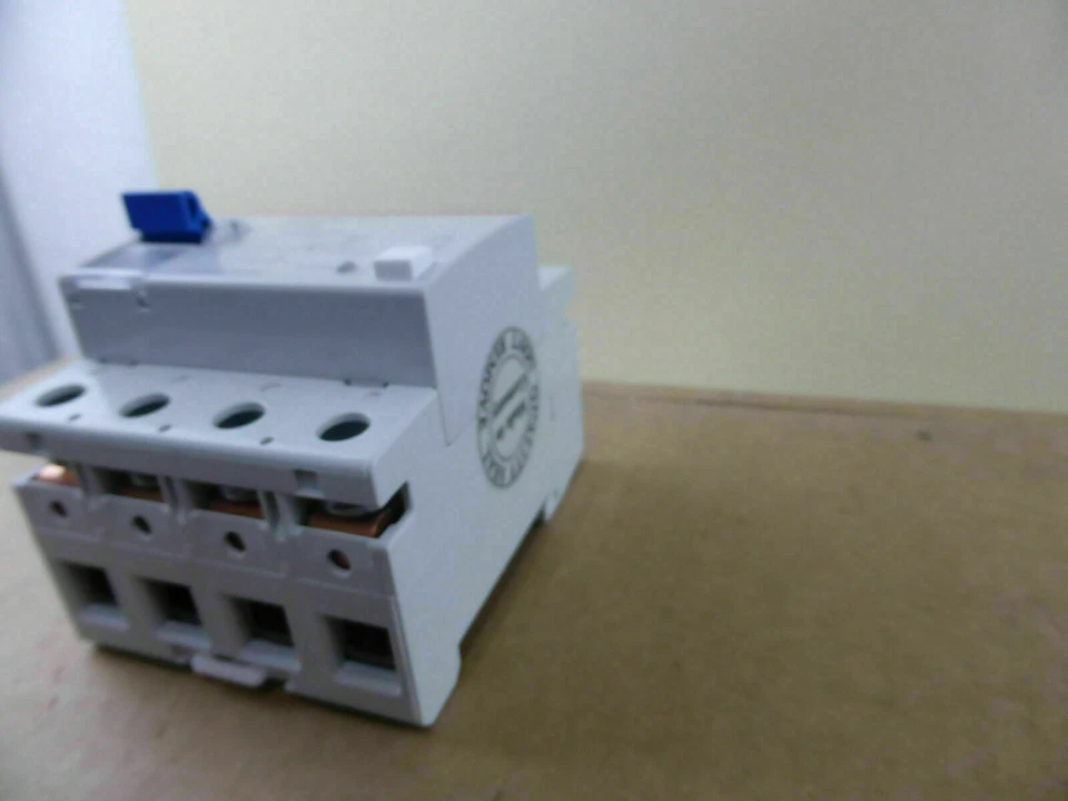 ABB F204 A-40/0.03 RCD (2CSF204701R1400) Type B+ All Current Sensitive - Image 3 of 4