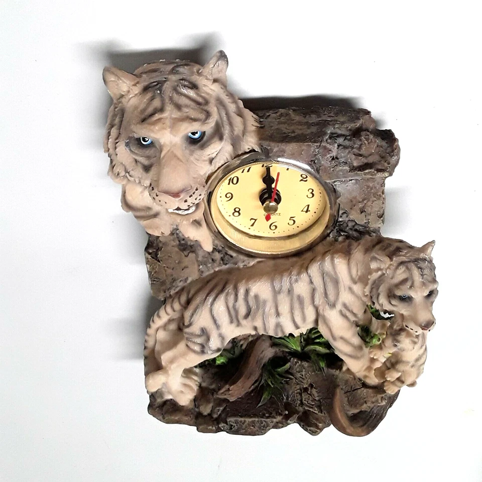 White Tiger Desk Clock Table Clocks 7" H Wildlife Animals Figurines AA Battery - Image 4 of 4