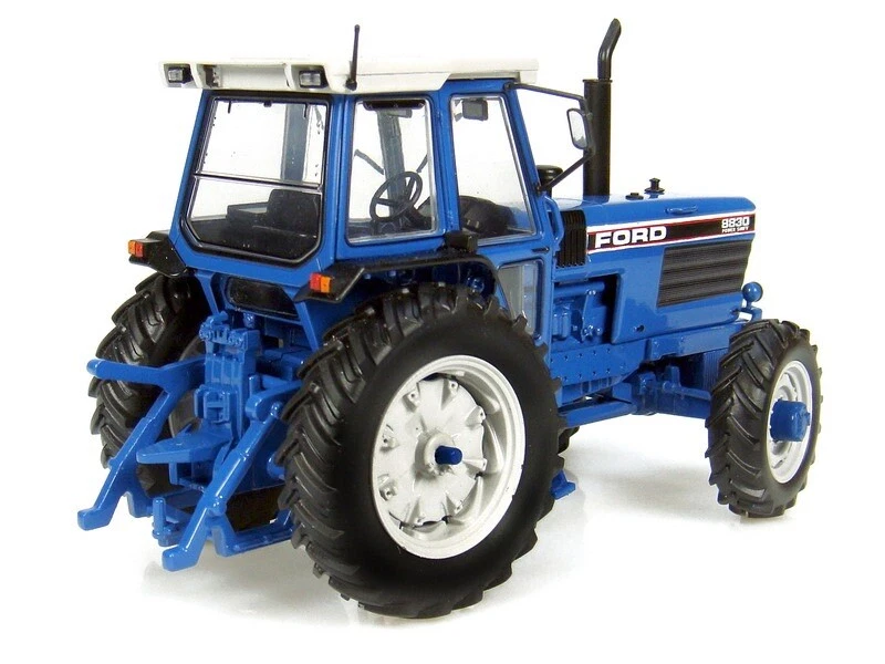 Universal Hobbies Ford 8830 Powershift Tractor 1989 ( 1-32 Scale) Item 4030 - Image 4 of 4