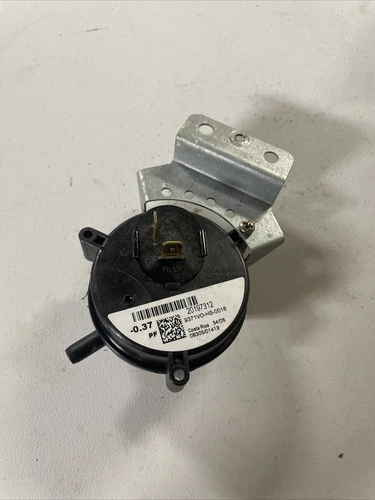 9371VO-HS-0016 20197312 Goodman OEM Furnace Air Pressure Switch  -0.37 PF
