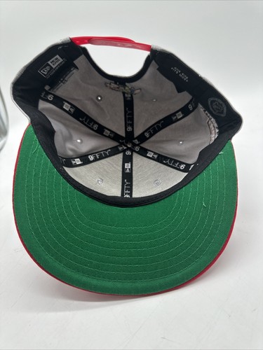Cappello Berretto Chicago Blackhawks Uomo SnapBack Grigio Rosso Grande Logo Hockey NHL Nuova Era - Foto 5 di 7
