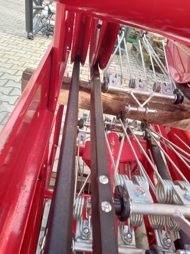 Bandwender 2,8 m Kreiselschwader Schwader und Heuwender 2in1 Kreiselheuer 280cm - Bild 9 von 13