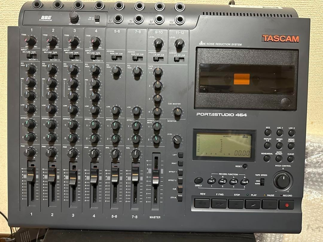 ジャンク TASCAM PORTASTUDIO 464 マルチトラックレコーダー TASCAM Portastudio 464 4-track Cassette Recorder 12 Channel