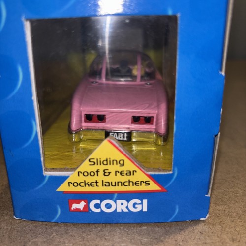 Corgi CC00601 - Thunderbirds FAB 1 - 1/43 Scale - NEW from 2003 - Picture 7 of 16