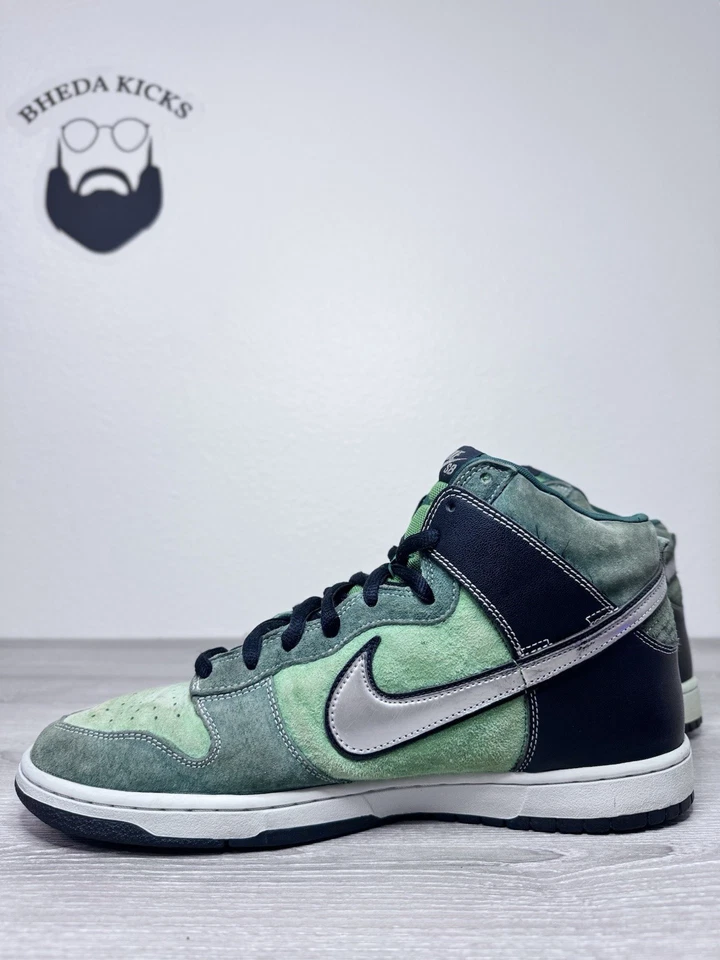 Size 12 - Nike Dunk High Pro SB "Brut" 2007 Men's Green Black Silver 305050-304 - Image 3 of 4