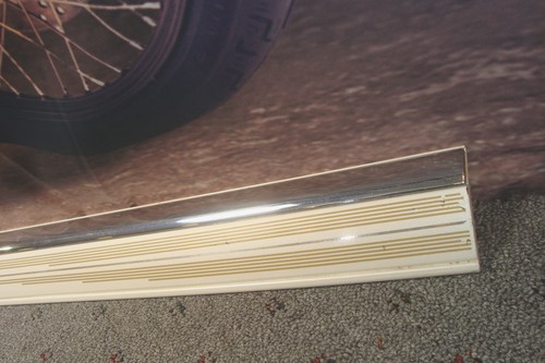 TRIM Center DOOR MOLDING Chrome Pin Striped LH CADILLAC Eldorado 1995-2002 Y6 - Picture 4 of 10