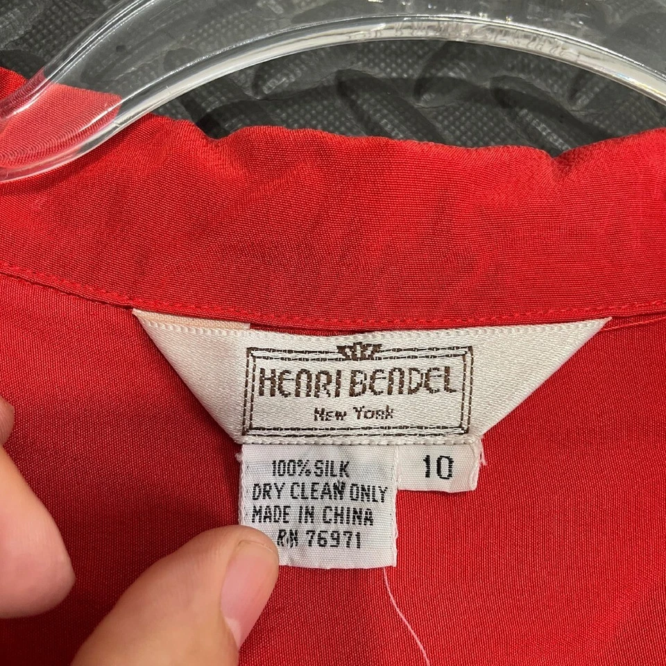 Camisa Henri Bendel New York 100% Seda Roja Abotonada Manga Larga Ropa Informal 10 Foto 2 de 4