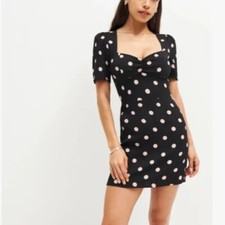 NWT. Reformation Brittney Dress Sz 10 black