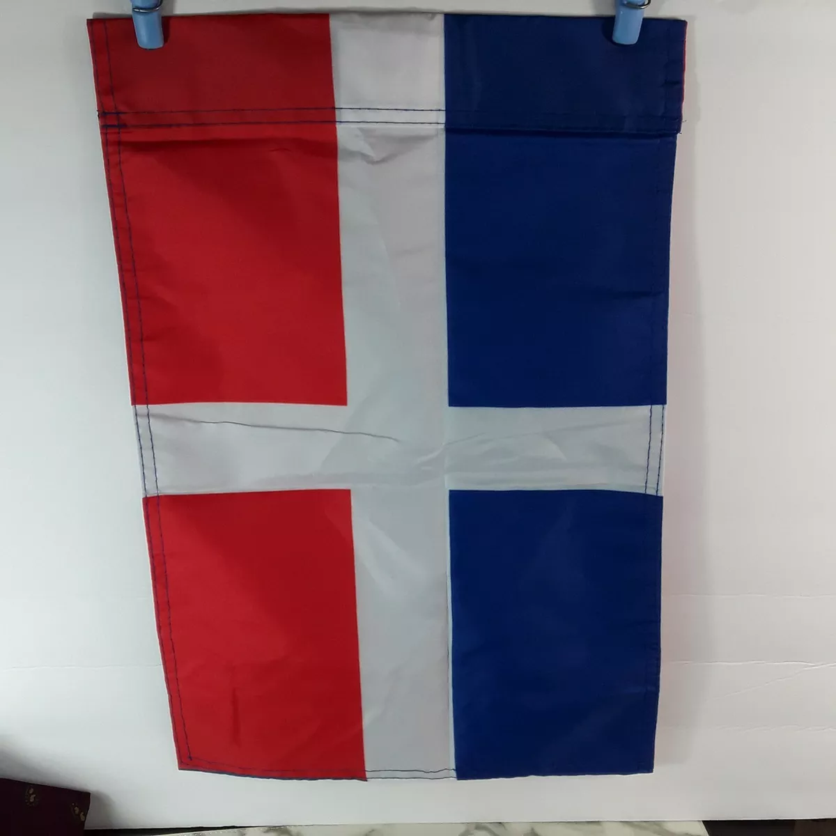 SMALL Garden Flag White Cross Blue Red Background