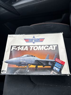 Testors Top Gun F-14A Tomcat 1986  1/72 #293 Open Box Sealed Parts.