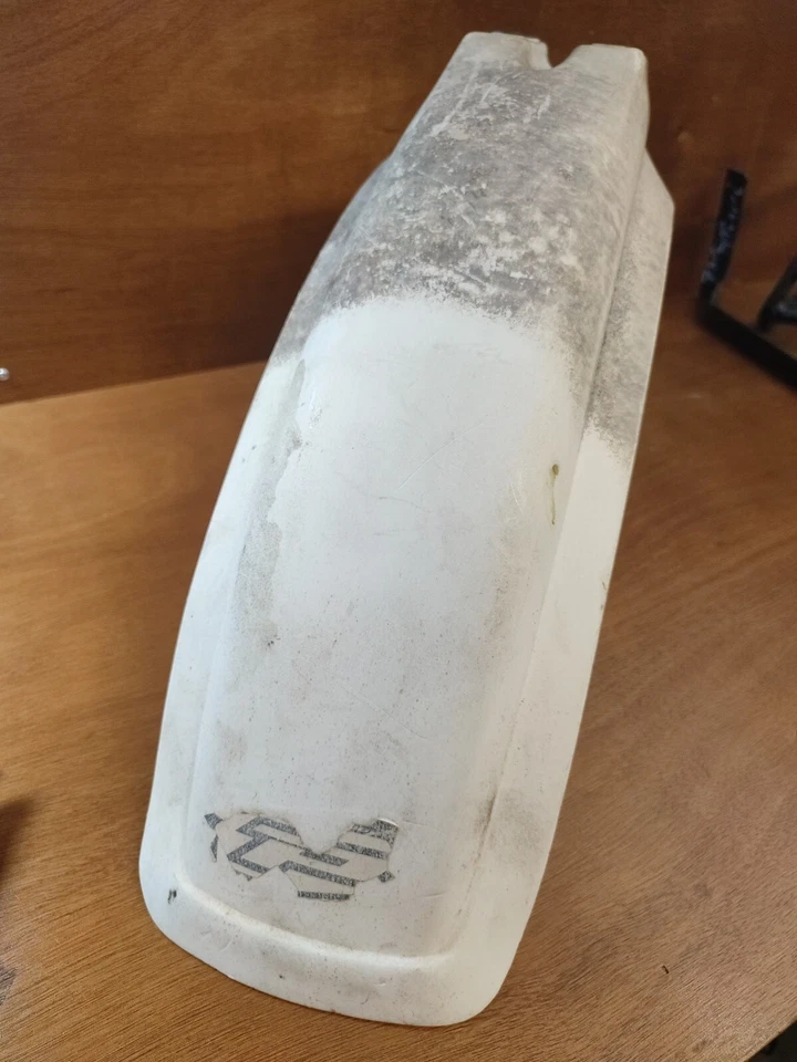 Carénage garde boue avant YAMAHA DTLC 125 1HR de 1987 - Photo 2/4