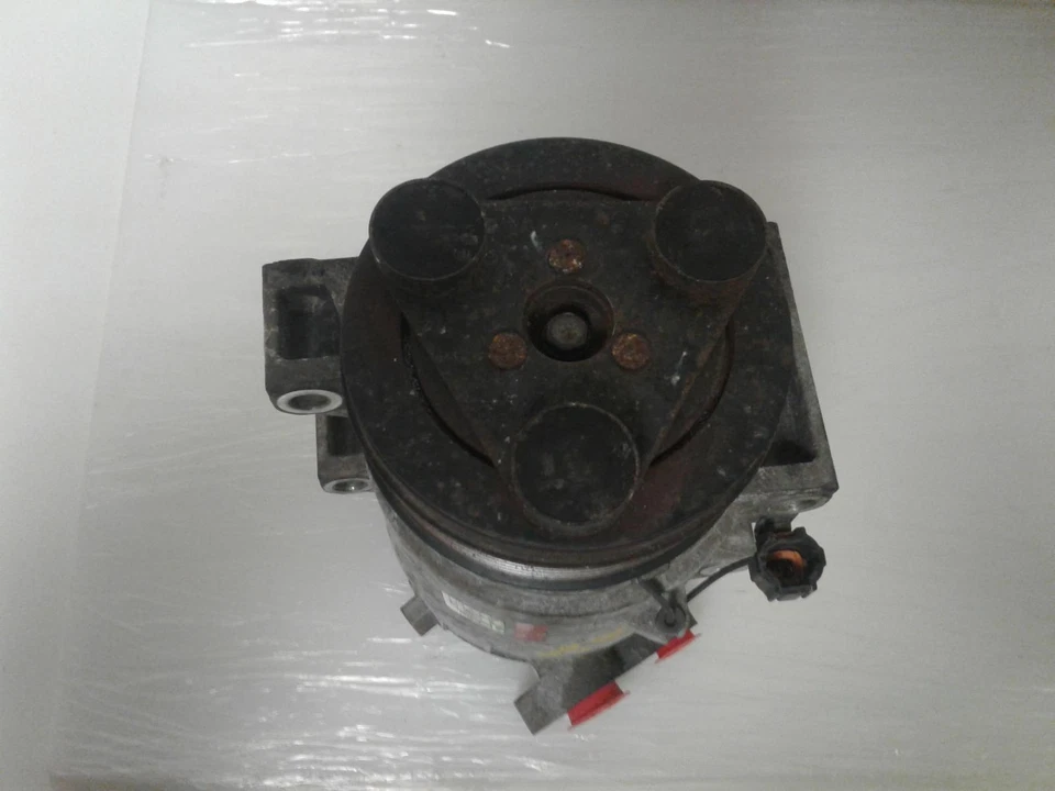 Compresor de aire acondicionado usado se adapta a: Infiniti qx56 2008 de 12/06 grado A Foto 4 de 4