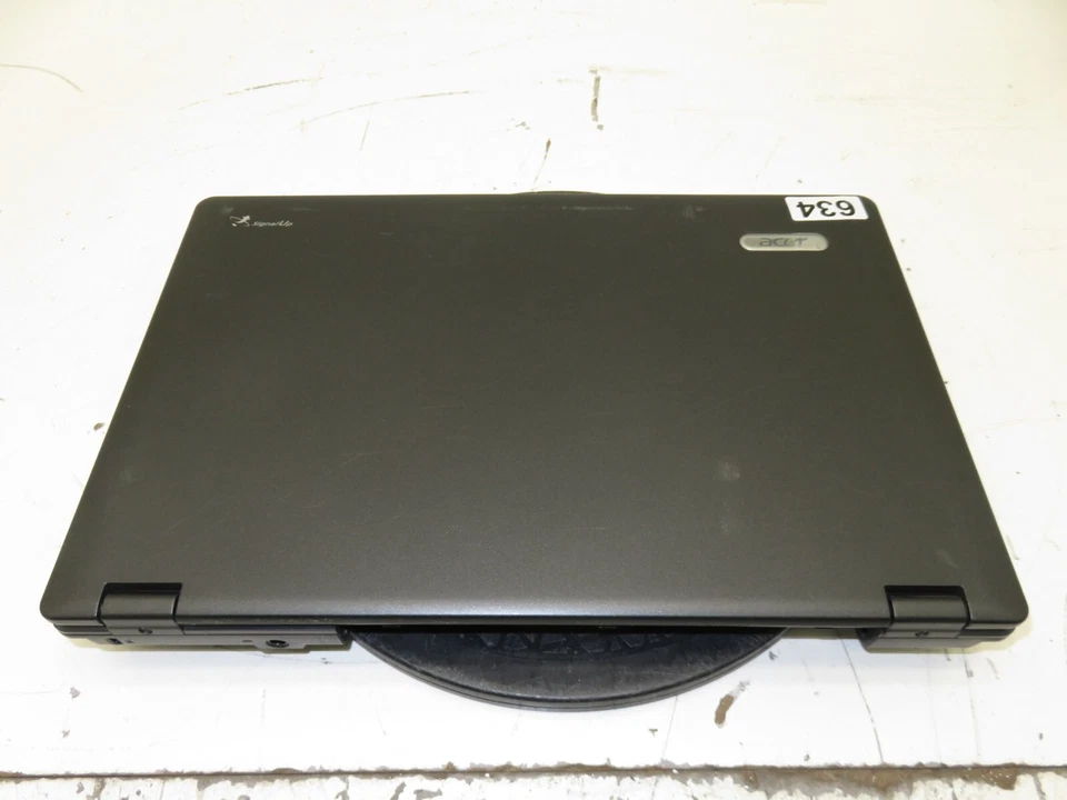 Ноутбук Acer Extensa 5635-6897 Intel Core 2 Duo T6570 3 ГБ Ram без жесткого диска или аккумулятора - Изображение 2 из 4