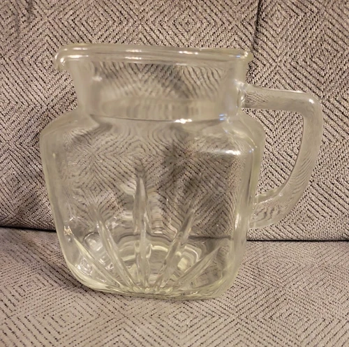 Vintage 1 Qt Federal Glass Square Pitcher Star Starburst Milk Water Juice