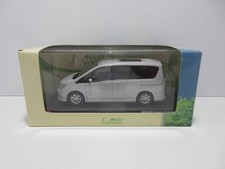 1/43 Kyosho Nissan Serena Highway Star S Hybrid Miniature Eternal Snow White