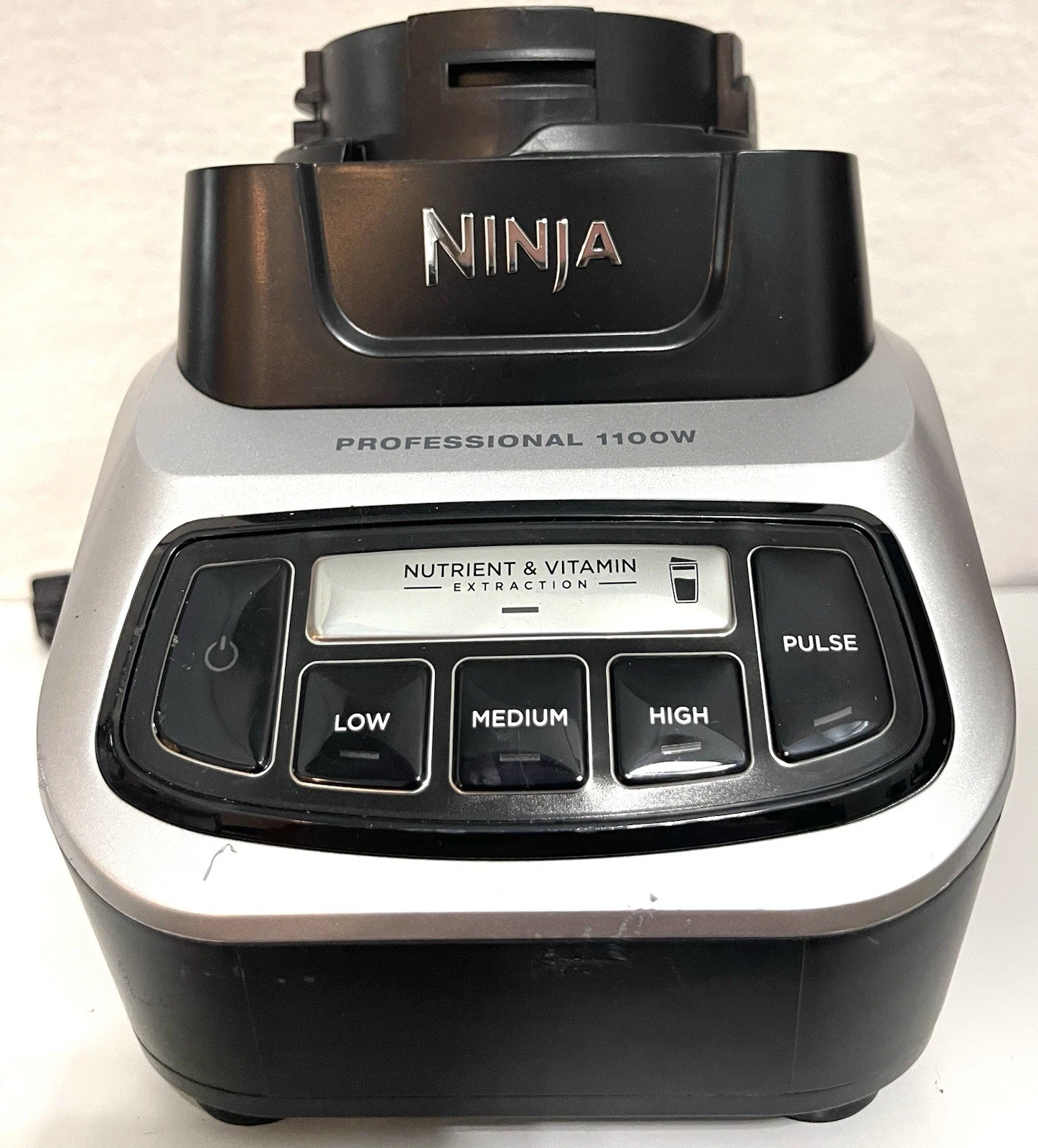 Ninja BL621 Professional 1100W Blender Replacement Motor Base Black 120V 60Hz
Opens in a new window