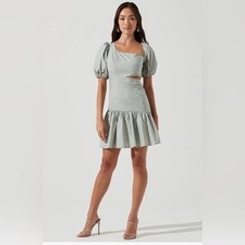 ASTR THE LABEL Mayfair Dress Size M Sage