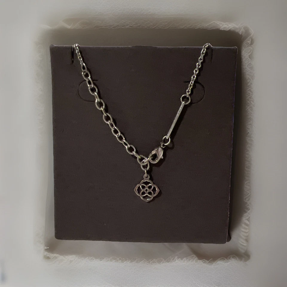 Collar Kendra Scott Elisa de plata con piedras preciosas Drusy iridiscentes Foto 2 de 3